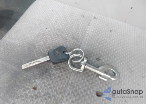 2017 Chevrolet Silverado 1500 Wt z USA, uszkodzony, nr VIN 1GCRCNEH3HZ345380